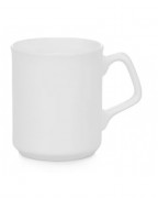 Кружка белая с треугольной ручкой